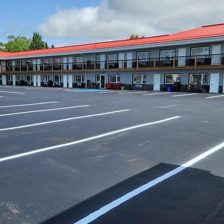 Outdoorsman Motel Wawa Dış mekan fotoğraf